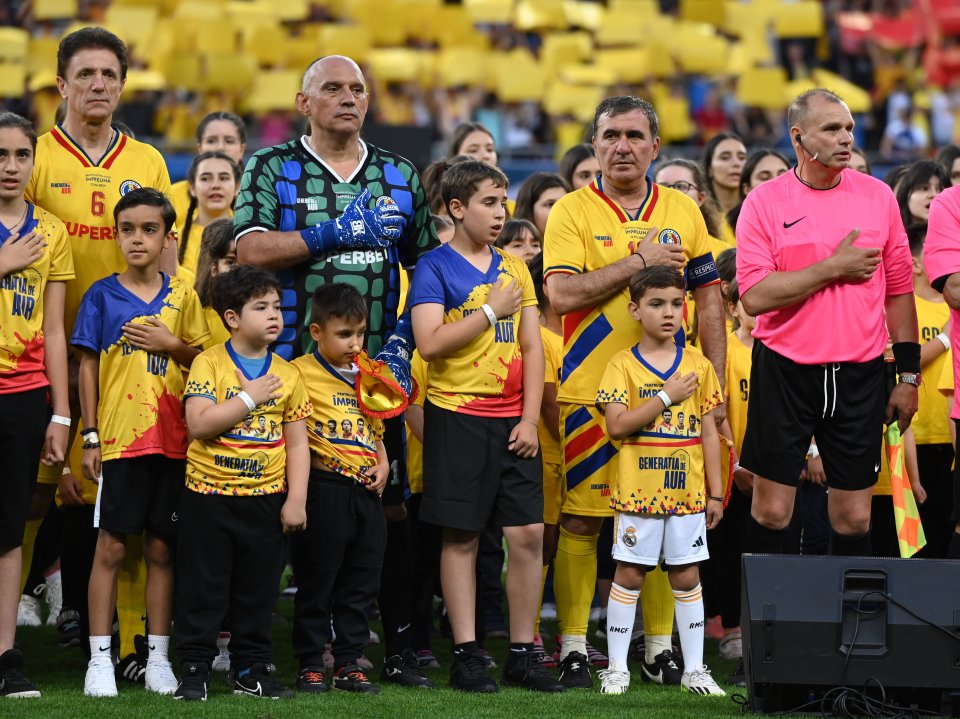 Gheorghe Popescu, Florin Prunea si Gheorghe Hagi la meciul amical de fotbal dintre Romania Generatia de Aur si Legendele Lumii, desfasurat pe Arena Nationala din Bucuresti, sambata 25 mai 2024.