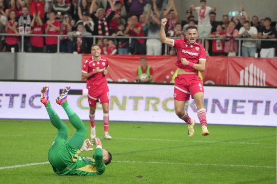 Dinamo - Botoșani 2-2. "Câinii" pierd un avantaj de două goluri și remizează