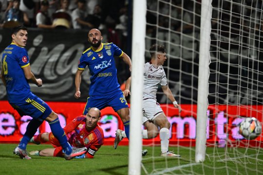 Marius Șumudică, noi ”săgeți” la adresa lui Neil Lennon: ”Acum e golgheter. L-am întrebat cât jucase înainte, a zis că 50-60 de minute...”