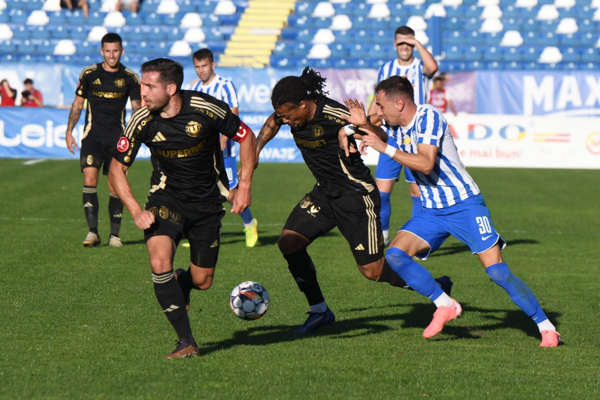 Poli Iași - Universitatea Cluj, prima înfrângere în SuperLigă pentru clujeni