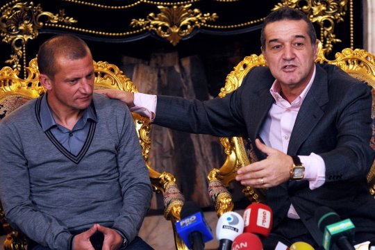 Gigi Becali este de partea lui Dorinel Munteanu, după gestul antrenorului față de David Maftei: ”Ce mare lucru i-a făcut?”
