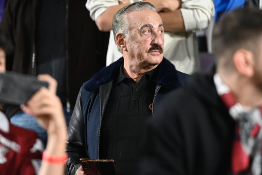 Cu ce vestimentație rară a apărut Nicolae Cristescu, fostul patron al Rapidului