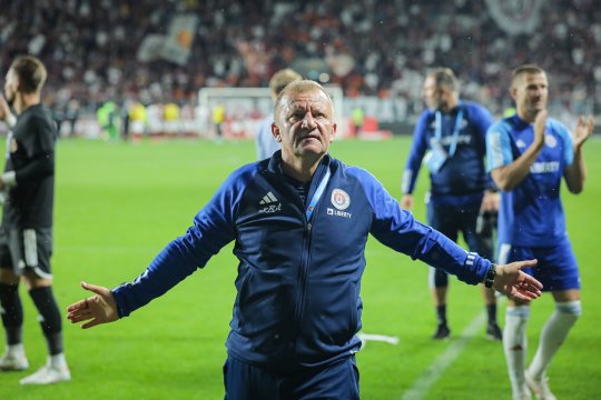 Dorinel Munteanu, apărat de fostul coleg de națională după ieșirile din ultima vreme: ”Zici că a omorât pe cineva!”