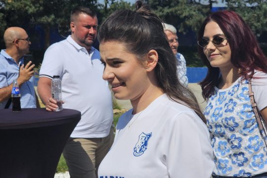 Kira Hagi și-a omagiat tatăl la evenimentul de la Ovidiu! Tricoul fabulos îmbrăcat de fiica ”Regelui”