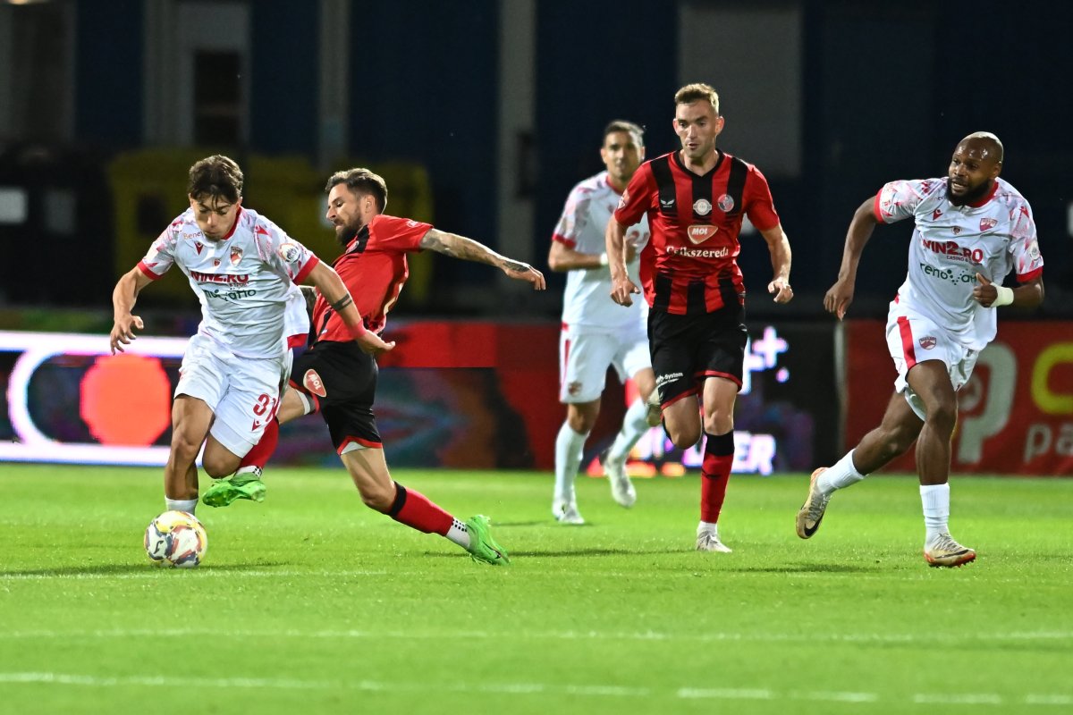 Hakim Abdallah, în tricoul lui Dinamo