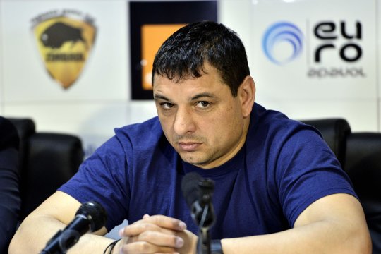 Ionel Ganea și-ar fi bătut un vecin. Pe numele său a fost emis și un ordin de restricție