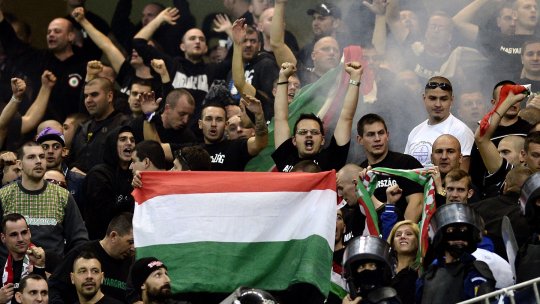 Bannerul revoltător afișat de maghiari la un derby Ungaria - România. Emil Grădinescu: ”Uriaș a fost scris!” / ”Erau cu măciuci în mână”