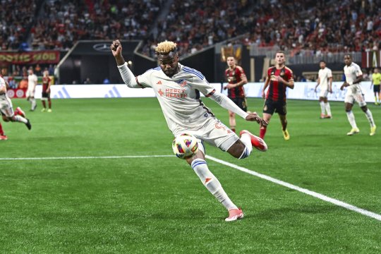 Mai ceva ca în telenovele! Anunțat la Zamalek, Boupendza e aproape de Rapid. Suma uriașă pe care Dan Șucu o scoate din buzunar