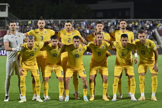 Pe ce jucători se va baza Mircea Lucescu în meciul cu Lituania. Cine lipsește din lot