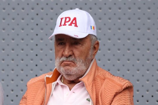 Ion Țiriac a provocat îngrijorare într-o bancă din România după ce a prezentat o bancnotă la ghișeu: ”Nu le venea să creadă că există”