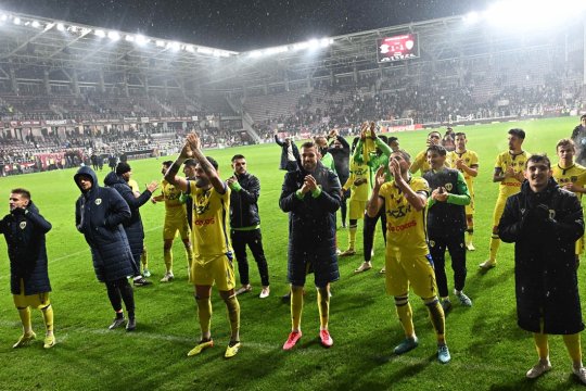 Pariul lui Mutu după ce a ajuns la Petrolul: "Clubul va încasa mulți bani pe el"