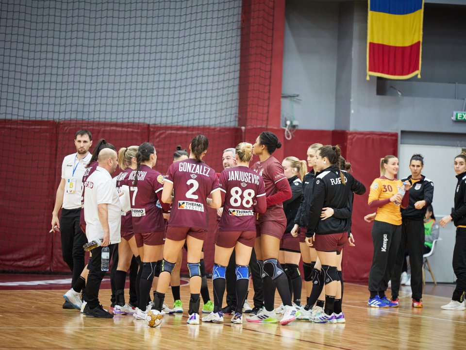 Rapid a pierdut meciul de handbal cu Brest