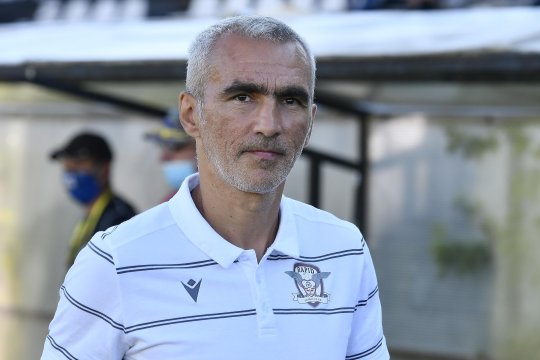 Cum a ajuns Adrian Iencsi să facă facultatea la 32 de ani: "Îți dai seama, mă întâlnesc cu colegi de 18-20 de ani acolo"