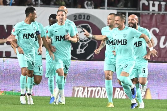 Ioan Varga a anunțat că Deac și Camora sunt OUT de la CFR Cluj: ”Vor pleca acasă, au 40 de ani! Ce facem, ne rugăm de ei?”