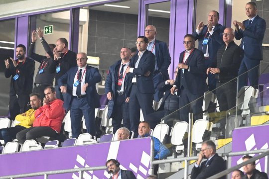 Veste importantă pentru toți microbiștii din România! Alcoolul ar putea fi din nou legal pe stadioane: ”Asta o să fac!”