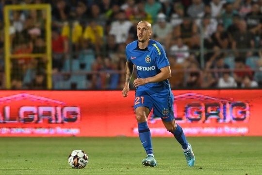 Vlad Chiricheș s-a accidentat din nou. Fundașul a plecat de urgență la Belgrad