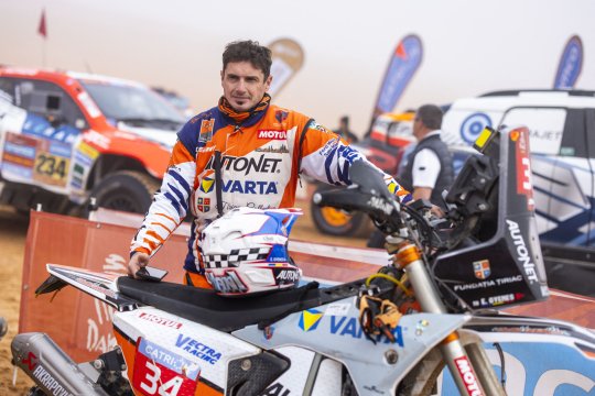 Mani Gyenes a câștigat Raliul Dakar la clasa Original. Performanță unică pentru motorsportul românesc