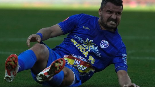 Constantin Budescu s-a dezlănțuit după înfrângerea cu U Cluj: "Arbitrii își bat joc! Dacă mă iei la mișto, nu mai are rost să stau pe teren"