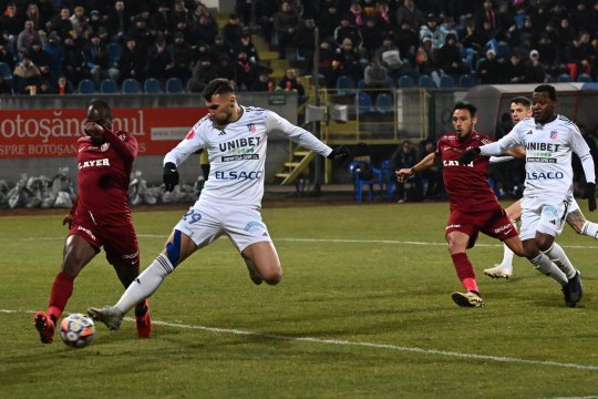 CFR Cluj, furată la Botoșani? Verdictul specialistului: "Ar fi trebuit acordată lovitură de la 11 metri"
