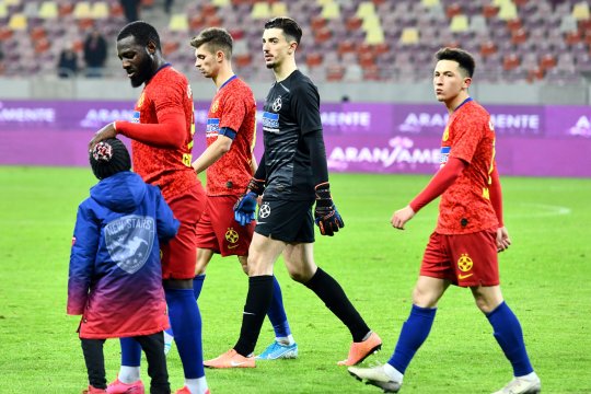 Harlem Gnohere nu s-a abținut. Mesajul pe care i l-a lăsat unui jucător care s-a despărțit de FCSB