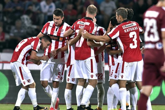Fostul oficial al lui Dinamo a aflat că jucătorul care a refuzat să joace în derby-ul cu FCSB ar putea reveni la club și l-a ironizat: ”Acolo, în afară de plajă, nu făcea altceva!”