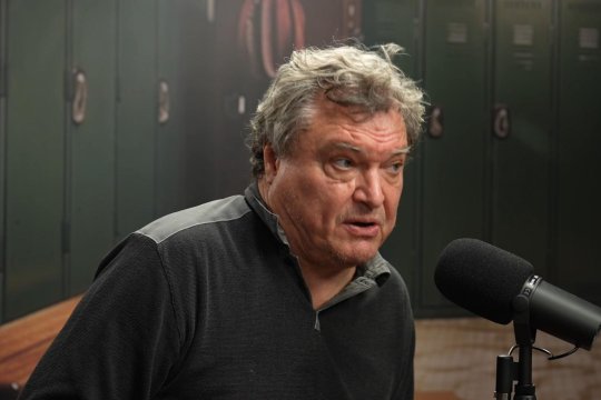 Fostul jucător de la Dinamo a dezvăluit cum punea Securitatea presiune pe adversarii ”câinilor” și ce salariu încasa în Ștefan cel Mare în perioada comunistă: ”Ceva fantastic!”
