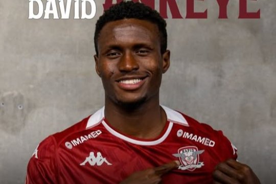 OFICIAL | David Ankeye a semnat cu Rapid. Ce a spus după transferul în România