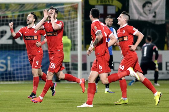 Ce s-a ales de fotbalistul transferat de Dinamo în Serie A, retras la 30 de ani: ”A avut probleme foarte mari...”