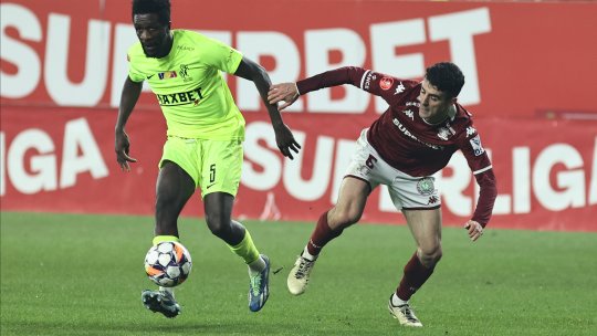 Rapid pregătește un transfer din Superliga! Fotbalistul are 25 meciuri în naționala Camerunului