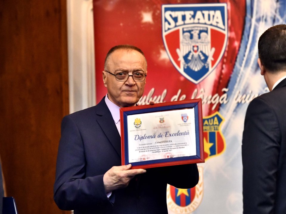 Cornel Oțelea la aniversarea a 40 de ani de câștigarea Cupei Campionilor Europeni de către Steaua