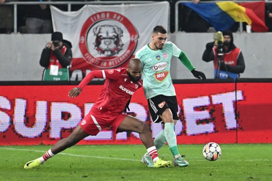 Nu înțelege transferul lui Ciobotariu la Rapid. Fotbalistul care e considerat mai valoros: "Cel mai tare din România"