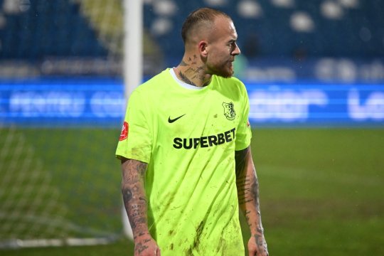 Denis Alibec și-a aflat pedeapsa! Câte etape de suspendare a primit atacantul Farului pentru eliminarea din meciul cu UTA