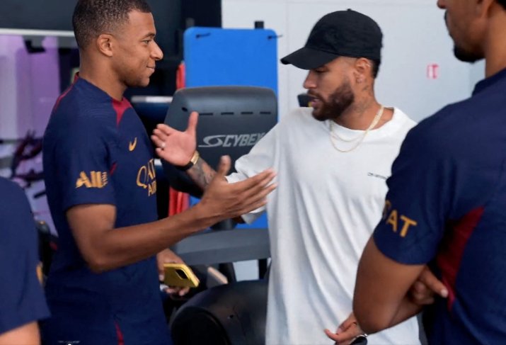 Neymar și Mbappe au fost șase ani colegi la PSG, în perioada 2017-2023