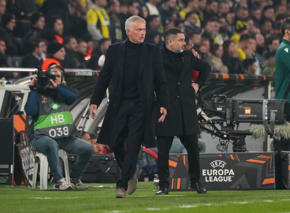 Jose Mourinho este antrenor la Fenerbahce din iulie 2024