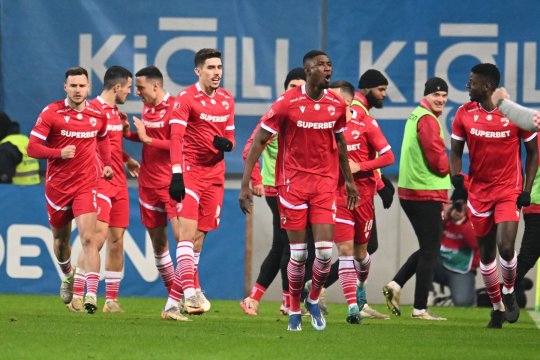 Absență importantă la Dinamo pentru derby-ul cu Universitatea Cluj. Un jucător determinant s-a accidentat și va rata meciul cu liderul campionatului