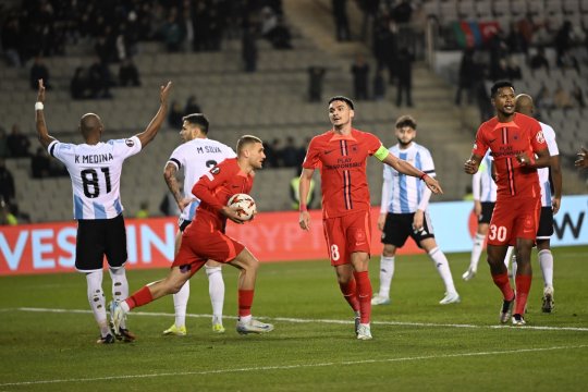 ”Pe sinistra FCSB o găsim abia pe poziția a 8-a”. Radu Banciu, supărat după victoria ”roș-albaștrilor” cu Qarabag: ”Ne-au stricat seara”