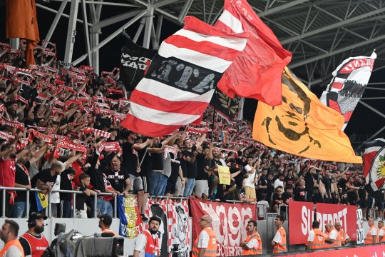 Crainicul lui Dinamo, noi ironii pe stadion! Cum a le-a ”înțepat” pe FCSB și Steaua și caracterizarea făcută lui Alex Chipciu