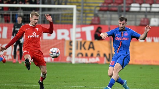 UTA Arad - FCSB 0-1, ACUM, pe iAMsport.ro. Roș-albaștrii au spart gheața la Arad! Tănase a marcat pentru campioana României