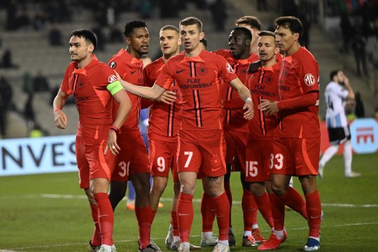 FCSB, cu gândul la Manchester United! Ce jucători a trimis în teren Charalambous la meciul cu UTA