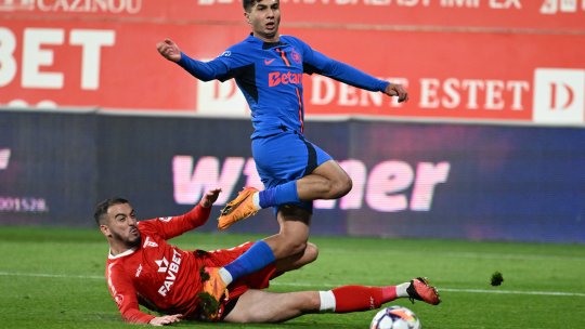 FCSB a deschis scorul în meciul cu UTA, după un penalty controversat acordat din camera VAR