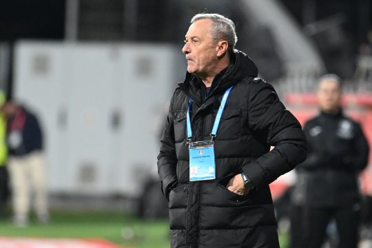 Mircea Rednic, gest scandalos după înfrângerea cu FCSB: ”P*** mea de milogi!”. Cui i s-a adresat antrenorul