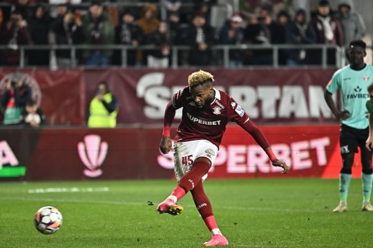 Boupendza pleacă de la Rapid. Suma pe care noua sa echipă o scoate din buzunare pentru transfer