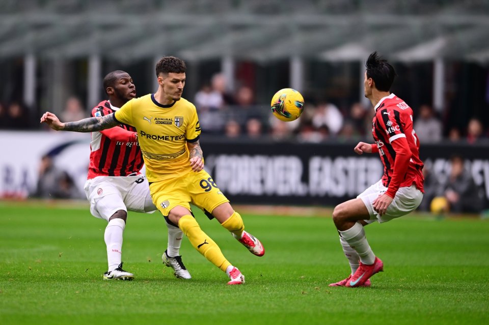 Dennis Man s-a accidentat în meciul AC Milan - Parma 3-2