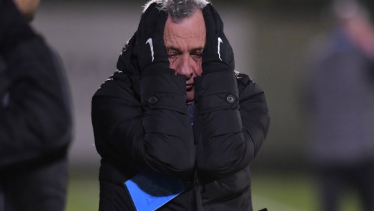 Mircea Rednic a scos 25.000 de euro din propriul buzunar pentru una dintre ”țepele” luate de Dinamo: ”Mă împușcă lumea la zid!”