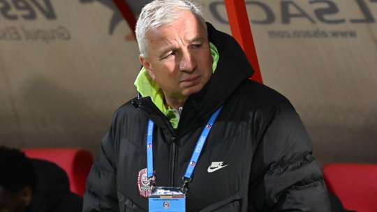 Un fost internațional sare în apărarea lui Dan Petrescu: ”Mă surprinde că i se cere demisia. Cred că era necesar un schimb de generații”