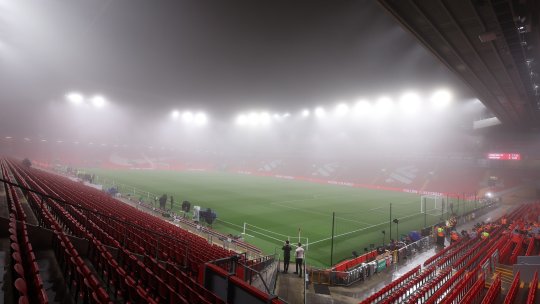 Meciul Liverpool - Manchester United ar putea fi amânat. Motivul pentru care marele derby din Anglia riscă să nu se dispute