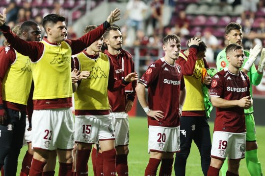 Trei jucători, OUT din cantonamentul Rapidului + Șumudică l-a luat cu el pe fiul legendei lui Dinamo