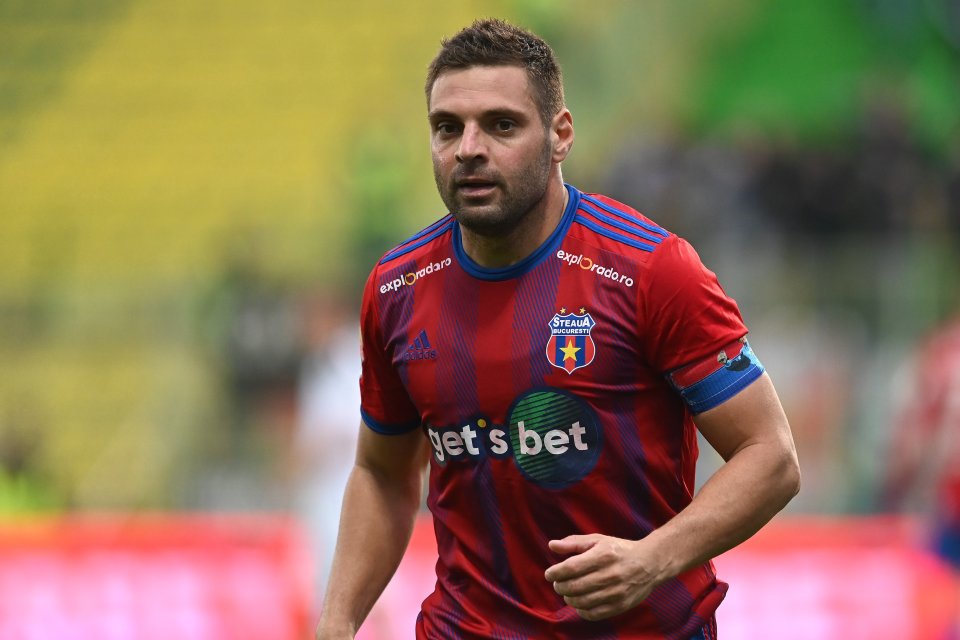 Adrian Popa reactioneaza in meciul de fotbal dintre CSA Steaua Bucuresti si Unirea Constanta, contand pentru Liga a-2-a Casa Pariurilor, desfasurat pe Stadionul Orasenesc din Mioveni, miercuri 12 octombrie 2022.