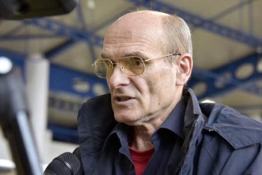 Cea mai dură reacție după criticile lui CTP la adresa lui David Popovici: ”El ce a făcut cu milioanele de la Adevărul? Aplauda când rupeau minerii cocoașa oamenilor!”