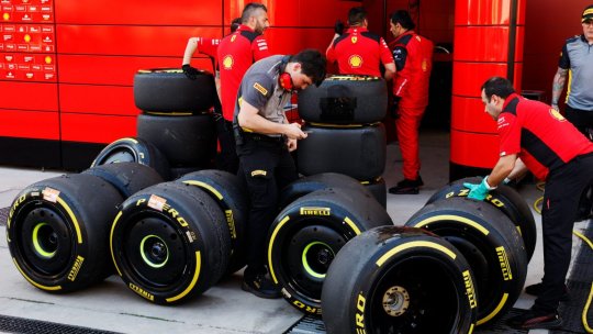 Avertisment de la Pirelli. Degradarea termică a pneurilor va reprezenta o problemă în Singapore